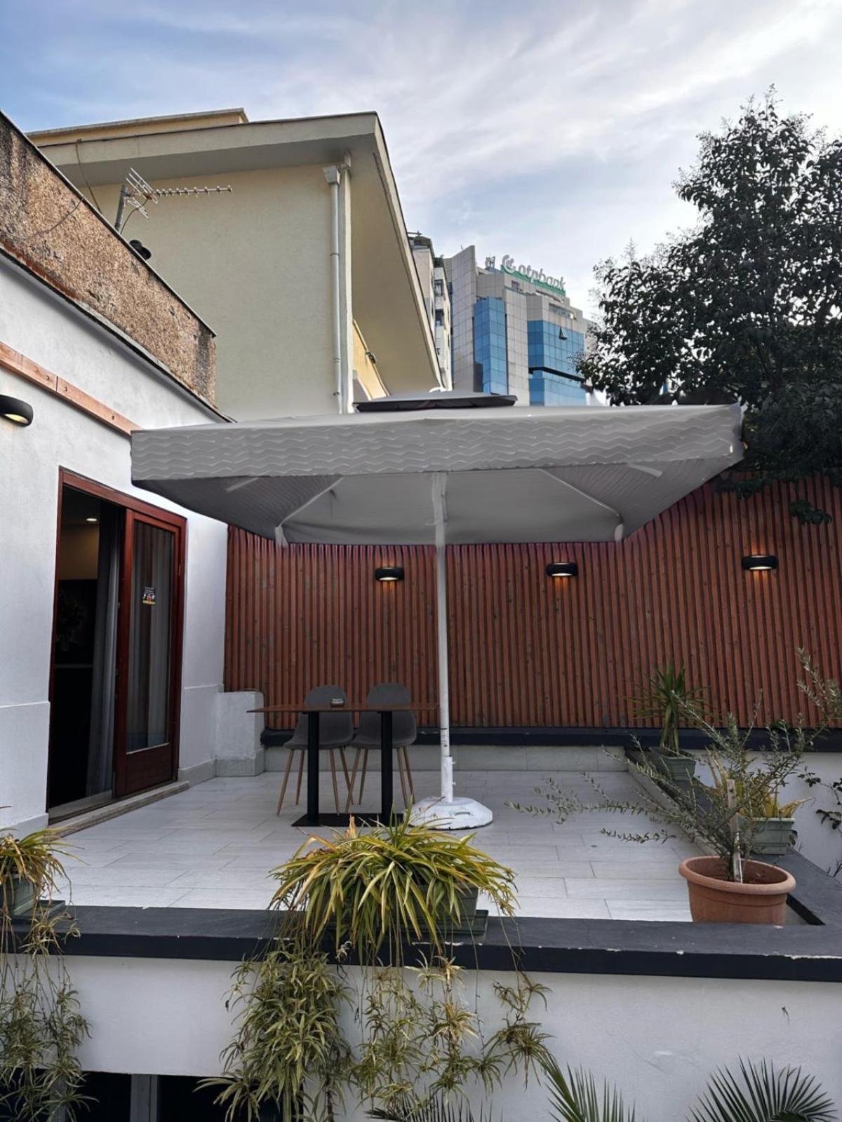 Studio In Bllok Τίρανα Εξωτερικό φωτογραφία
